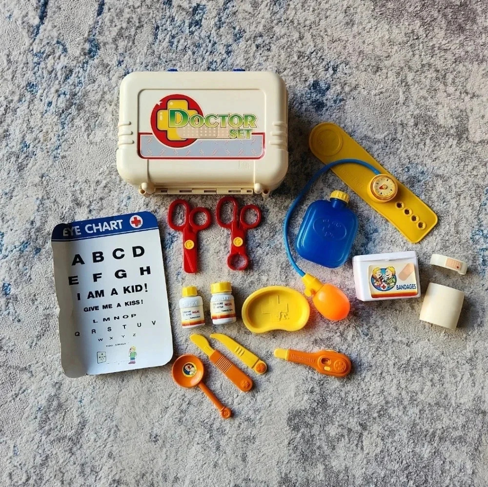 Vintage Doctor Jr Play Set